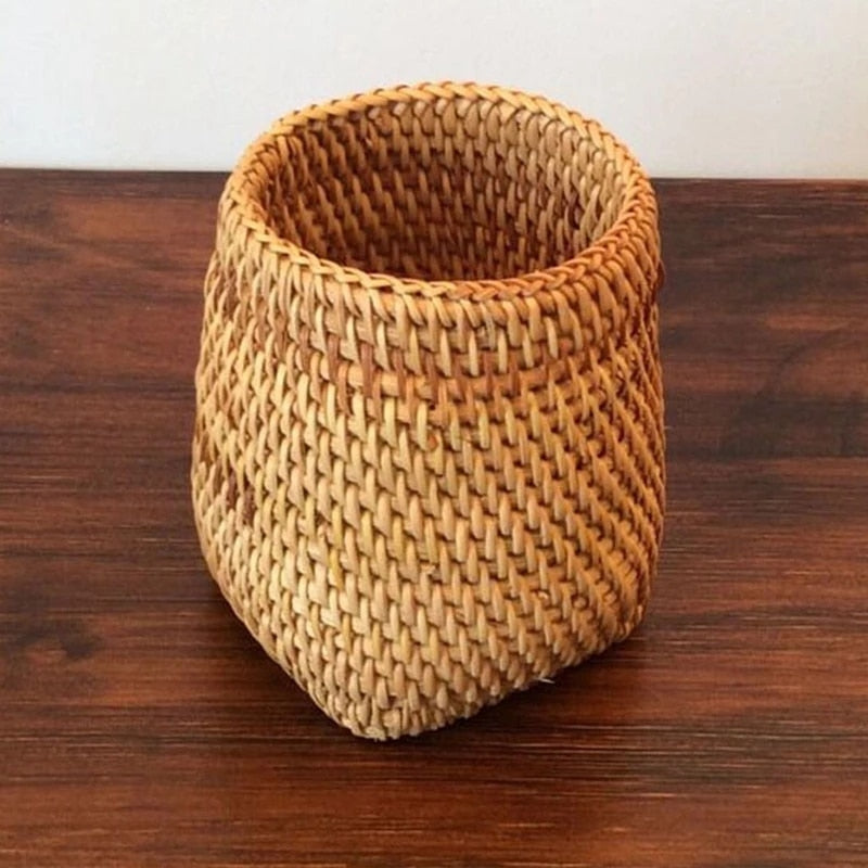 Pot de Rangement en Rotin