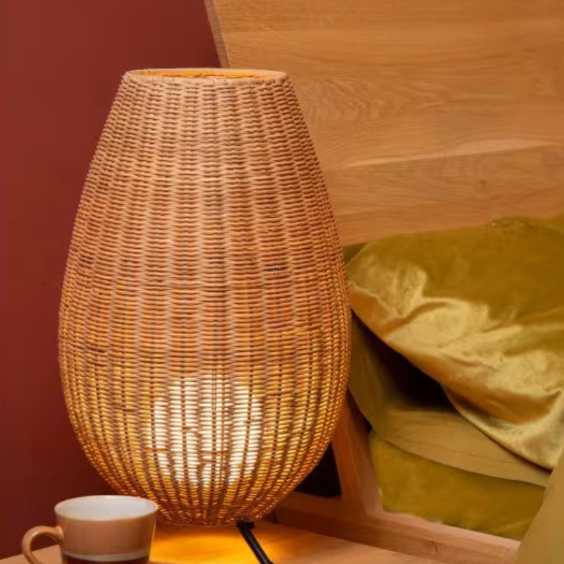 Lampe de Table Cosy en Rotin | COLIN
