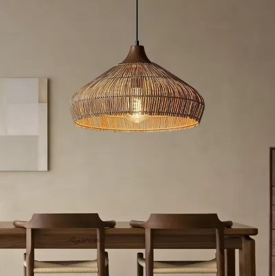 Suspension rotin chapeau