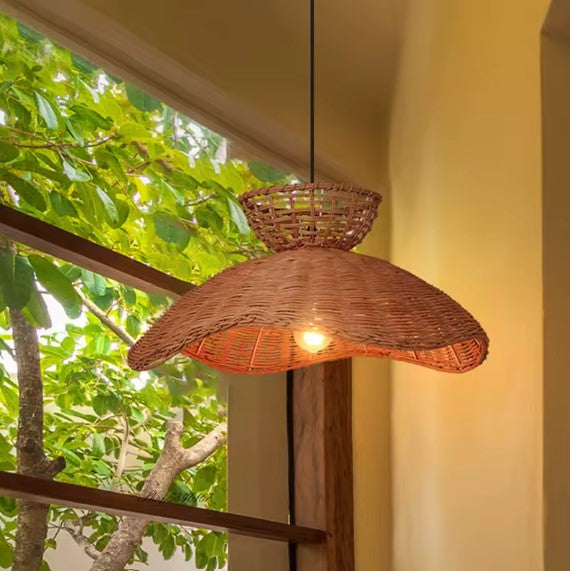 Suspension rotin calice