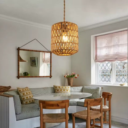 Luminaire en rotin classe
