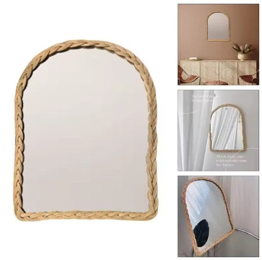 Miroir en rotin tresse